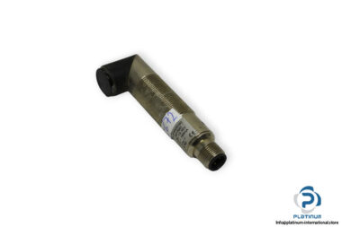 sick-VT18-2P4420S02-photoelectric-sensor-(used)